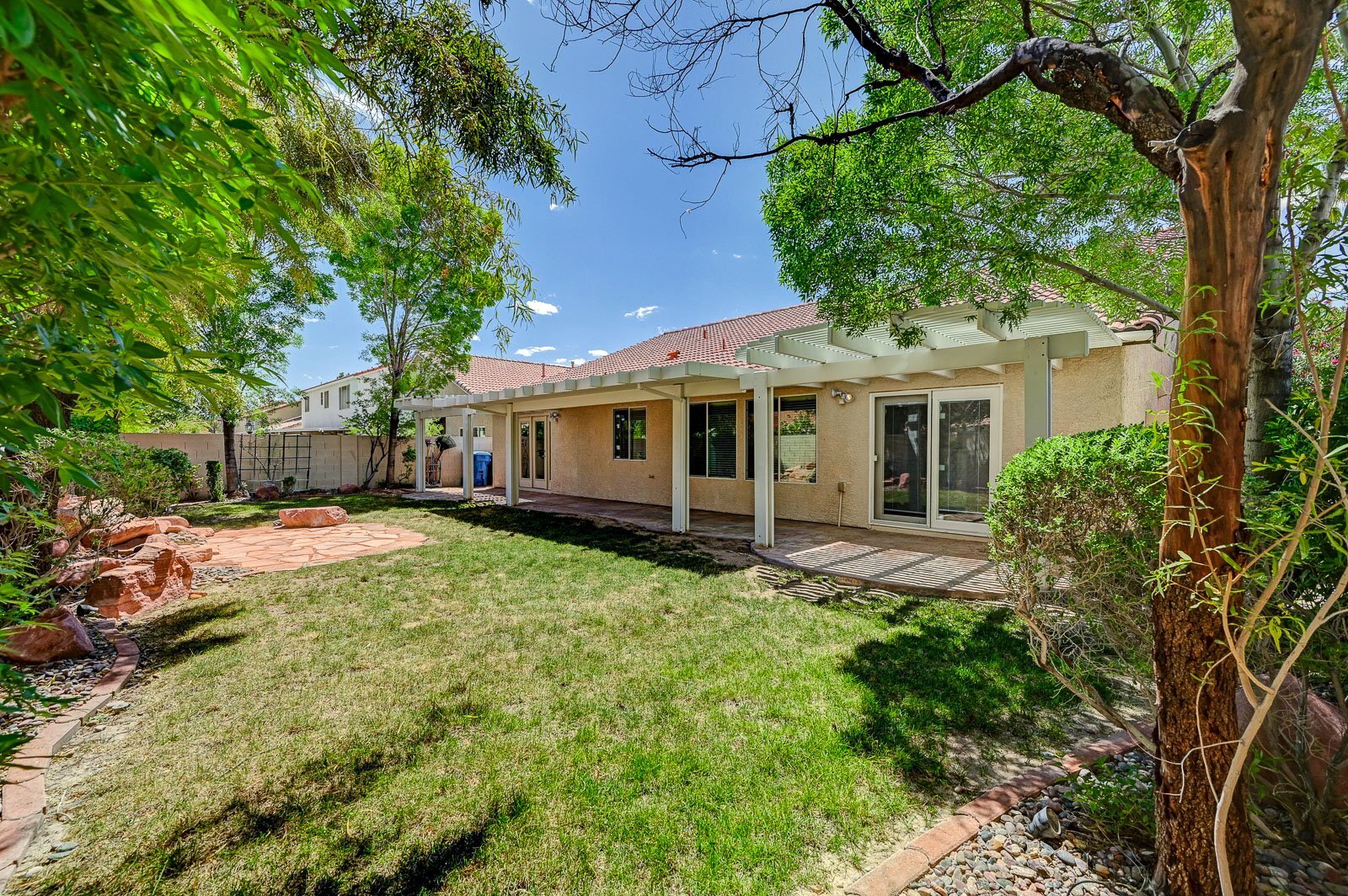Building Photo - 9042 Edenbridge Ct