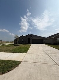 Building Photo - 30703 Skye Villa Ln