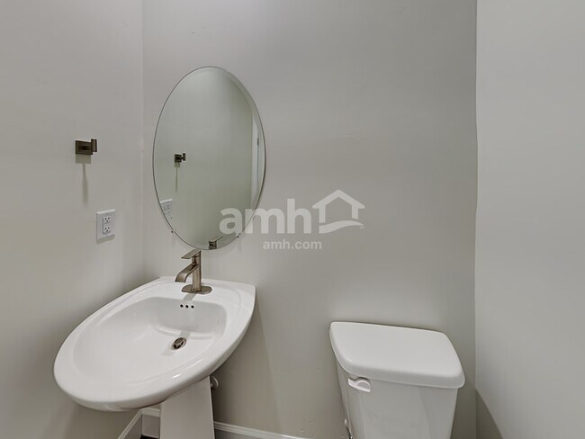 Building Photo - 6108 W Copper Hawk Dr