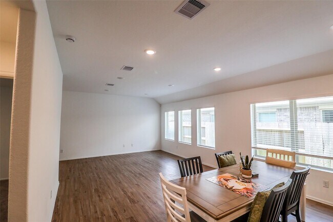 Building Photo - 19380 Villa Mesa Dr