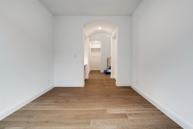 Building Photo - 3503 Foxhall St