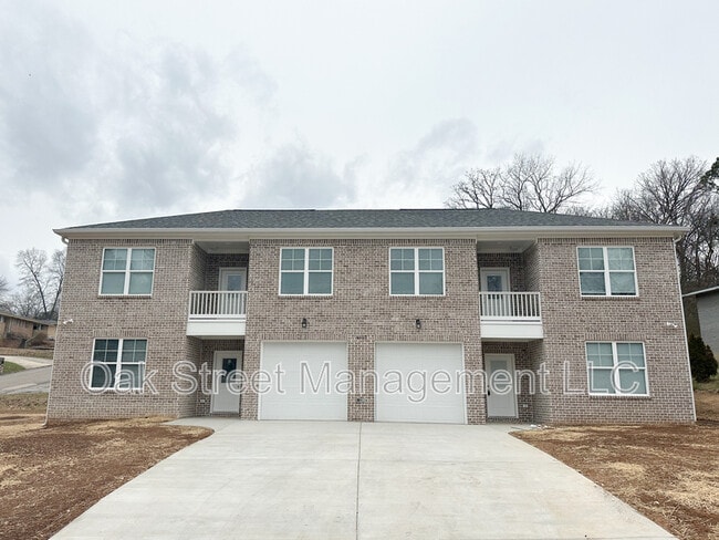 Primary Photo - 4607 Plaza Hills Ln