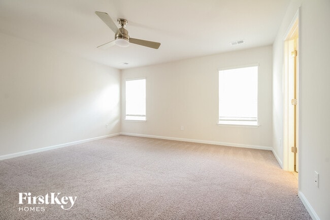 Building Photo - 400 Ashborne Ln