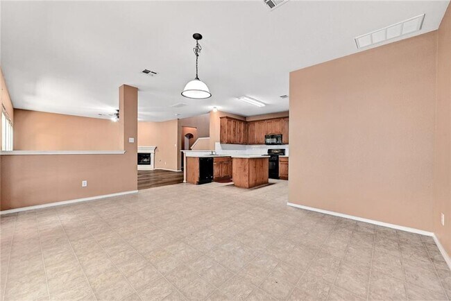 Building Photo - 2049 Rachel Ln