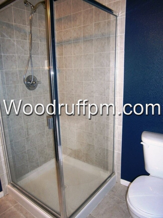 Building Photo - 3 Bed End Unit Townhome near Old Town Arvada