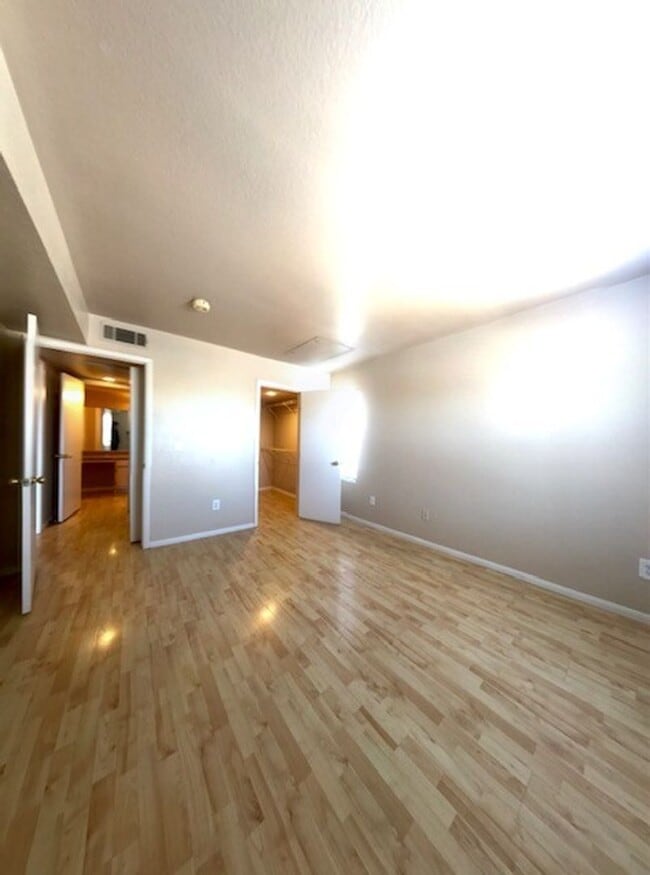 Building Photo - 1 Bedroom Condo located in Gated Community of Copper Palms!