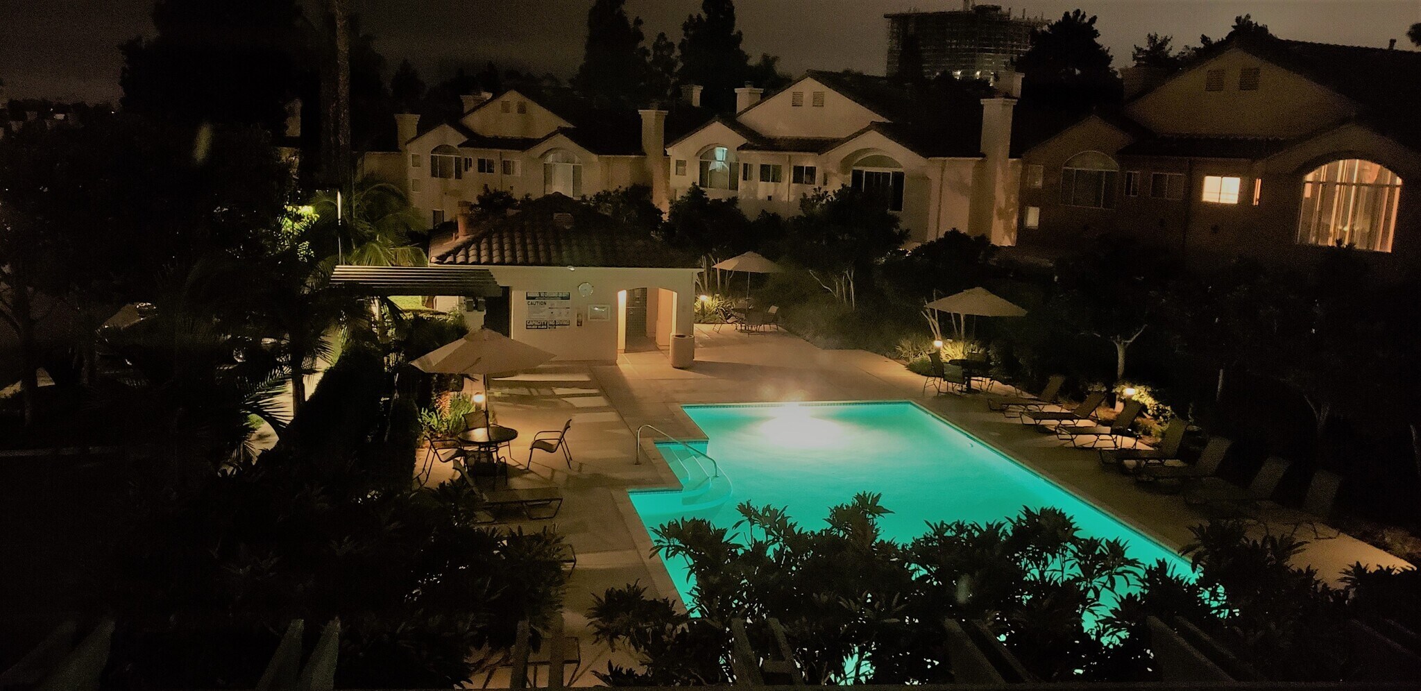 Master nighttime view - 5532 Renaissance Ave