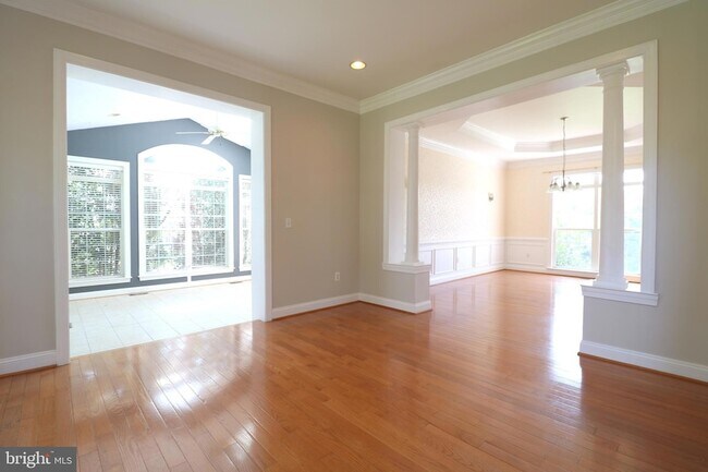Building Photo - 22078 Vantage Pointe Pl