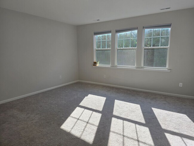 Building Photo - Brier Creek Living in a 5 Bedroom 4.5 Bath...