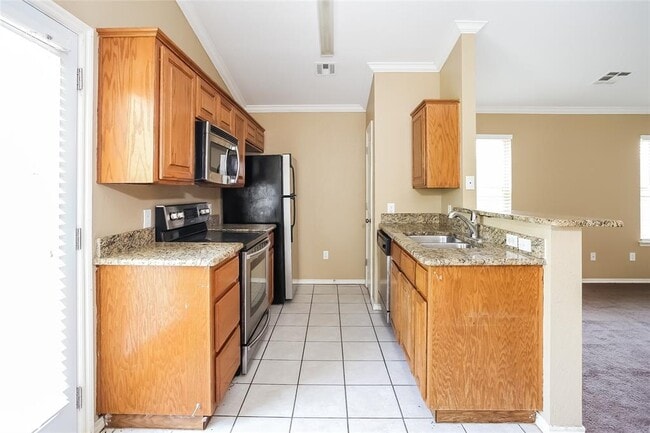 Building Photo - 10633 NW 34th Ter