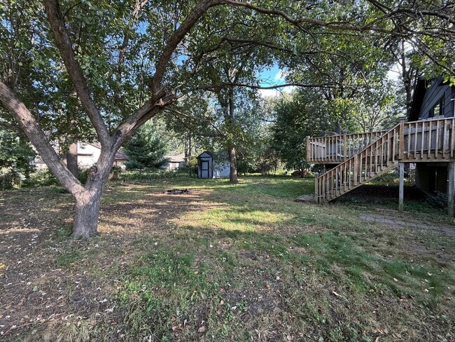 Building Photo - Spacious 4 Bedroom Home in Coon Rapids