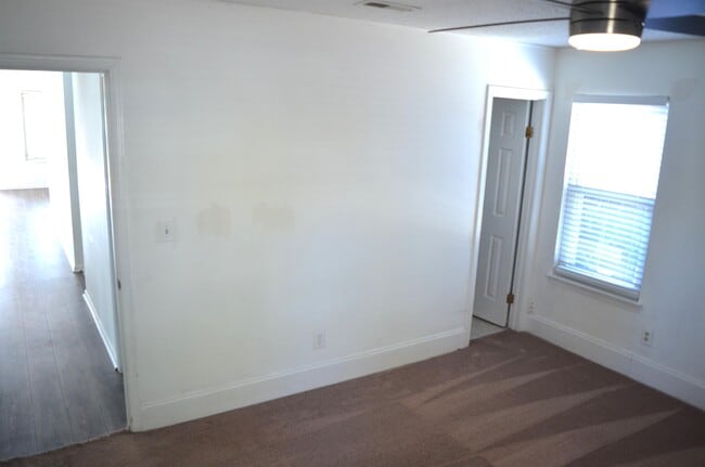 Building Photo - 1504 Glenmont Ct