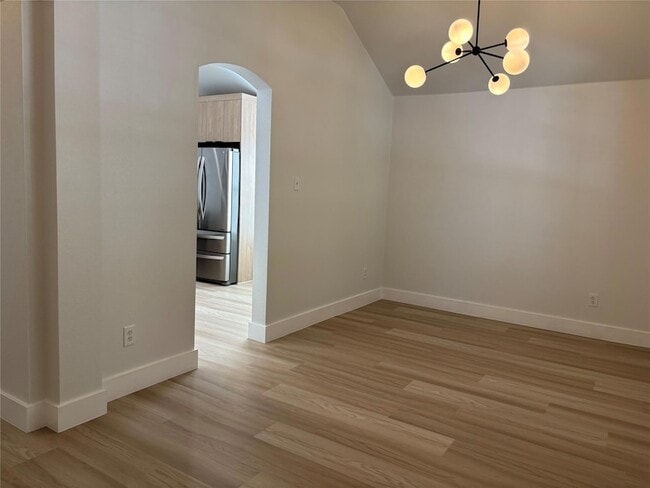 Building Photo - 1717 Bowerton Dr