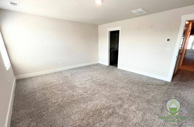 Building Photo - 157 Bromes Wy