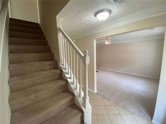 Building Photo - 1325 Old Victorian Ct
