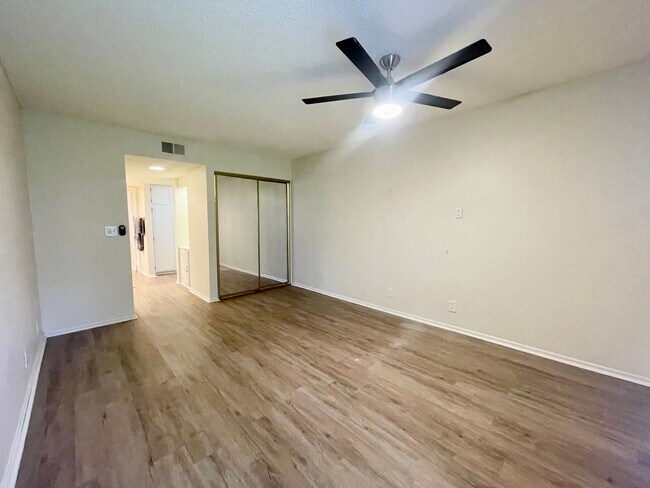 Building Photo - COMING SOON! 3 Bedroom 2 Bathroom Palm Springs Condo in Ramon Estados Gated Community
