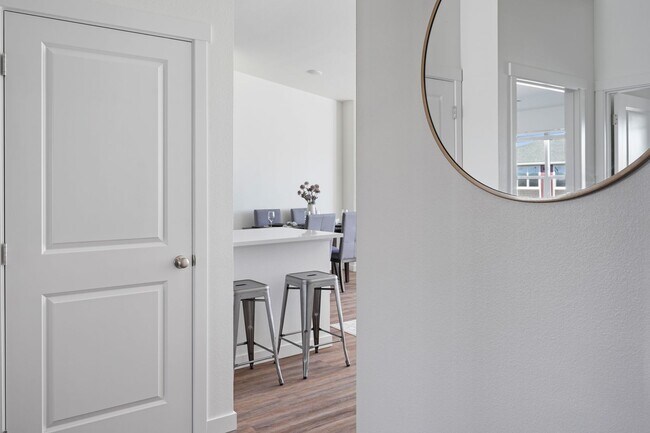 Building Photo - Spring Into Savings: $500 Rent Credit & $5...