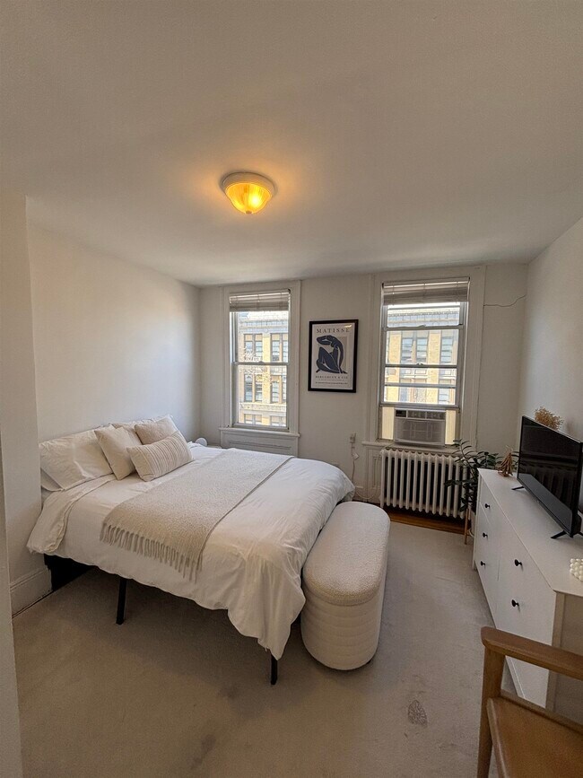 Building Photo - 409 Bloomfield St