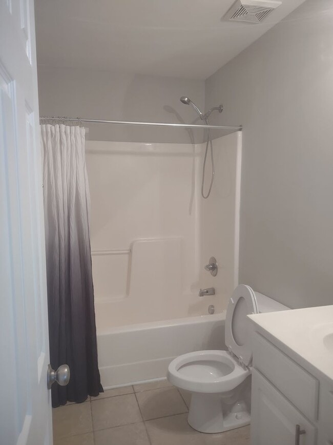 Building Photo - Outstanding Three Bedroom Home located Pennington Square! Minutes Away from Ft. Jackson
