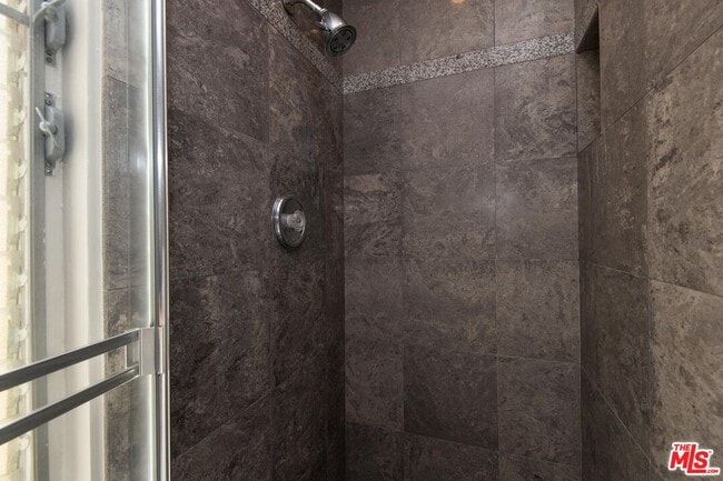 Building Photo - 18065 Coastline Dr