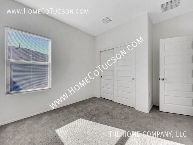 Building Photo - 7137 S Draper Rd