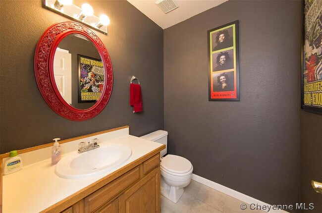 Building Photo - 5411 Sunset Dr