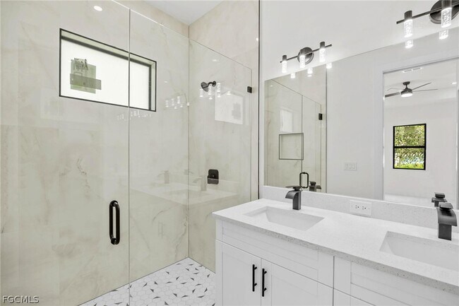 Building Photo - 760 Festival Ave