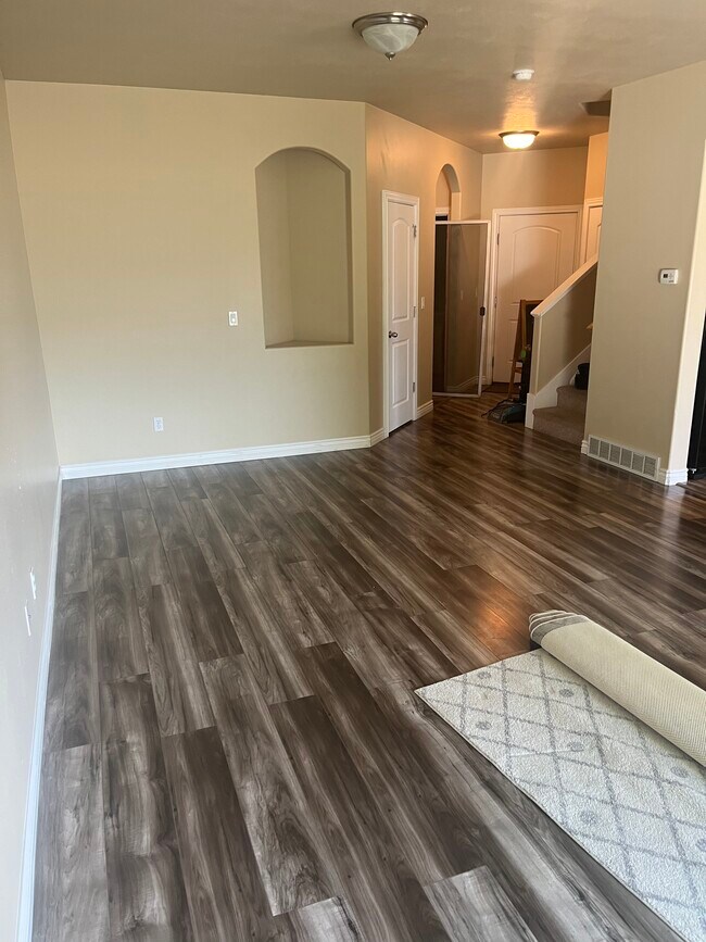 Building Photo - 1351 Westbridge Cir
