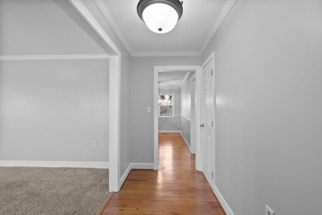 Building Photo - Welcome to this Comfortable, Charming & Outdoor Living, Single-Level Home