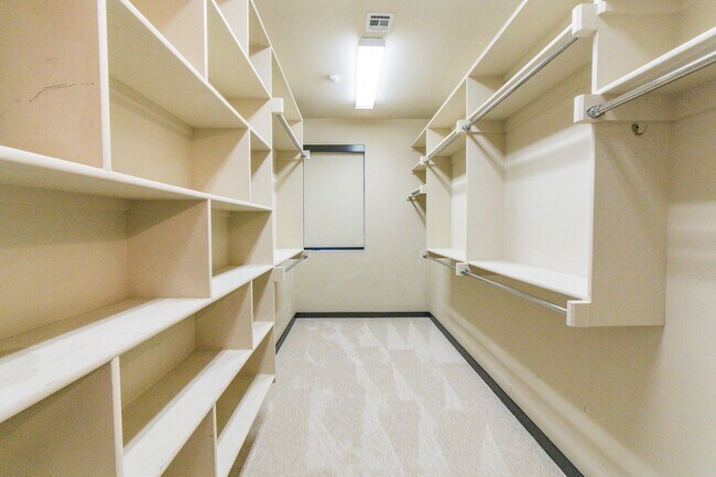 Building Photo - Beautiful Brookside SMART HOME now available!