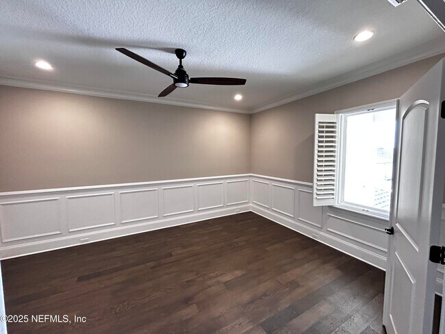 Building Photo - 10178 Illumination Dr