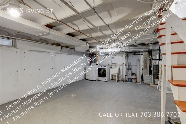 Building Photo - 836 S Irving St