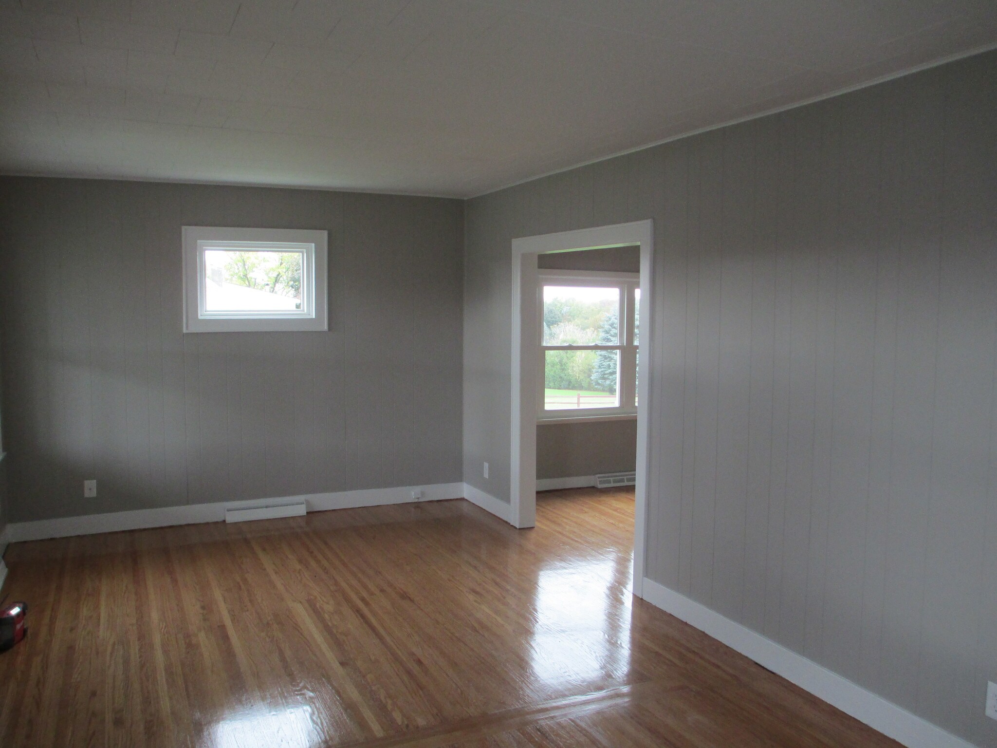 Living Room - 89 Burrstone Rd