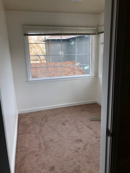 Building Photo - 1123 14th St