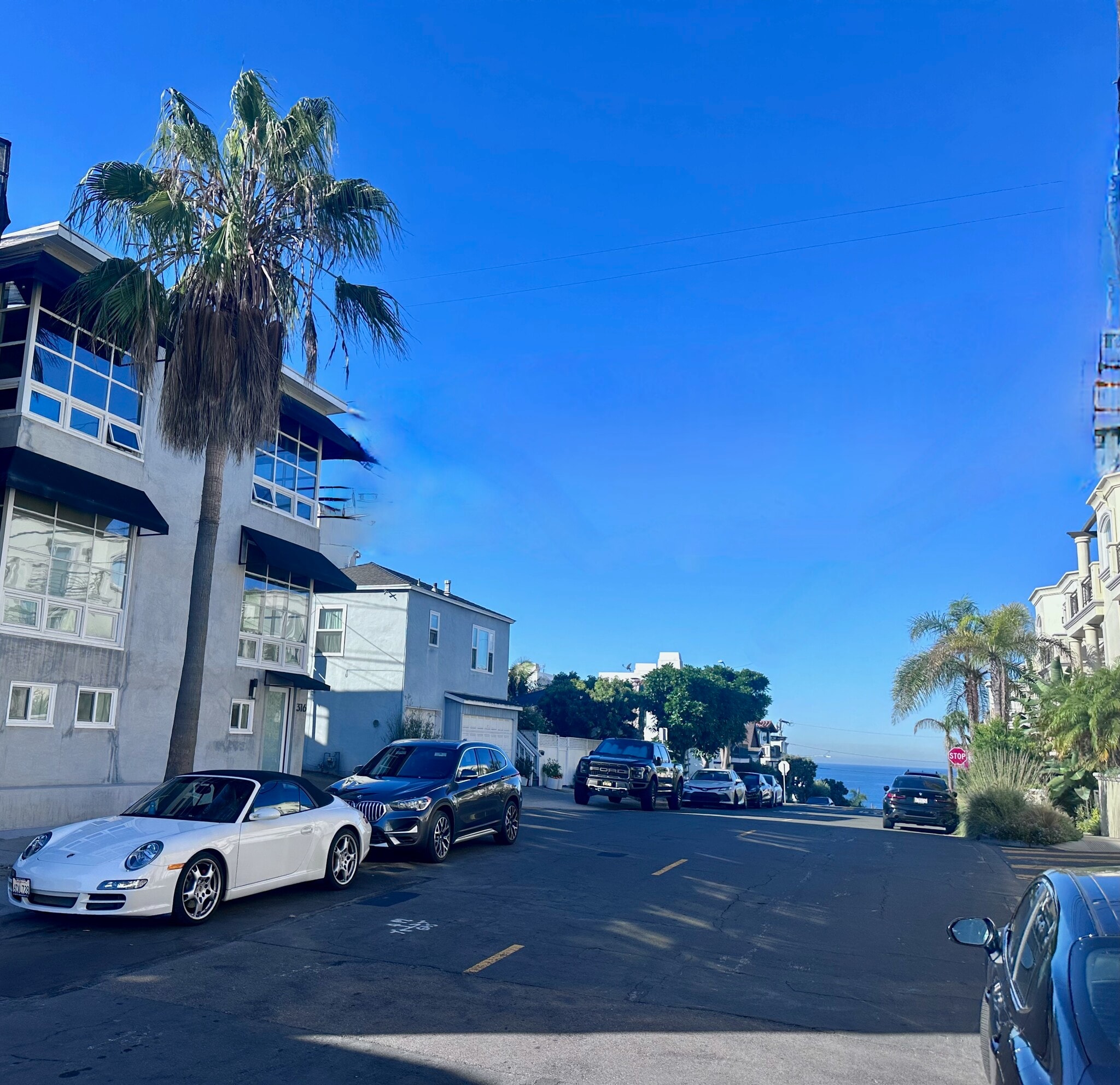 Building Photo - 316 1st St