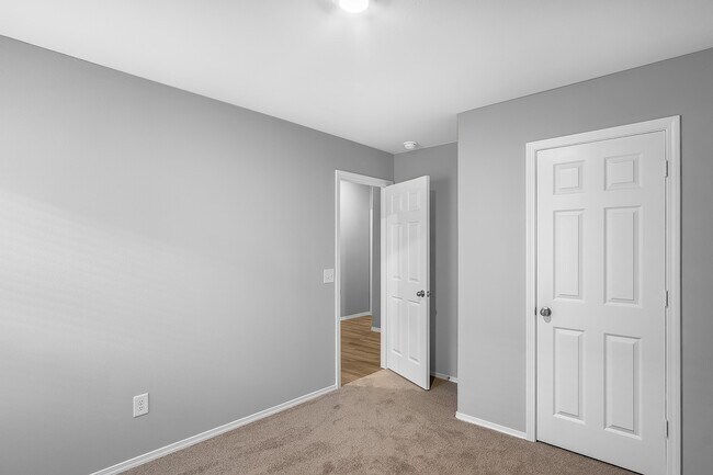 Building Photo - 9605 Last Maples Trl