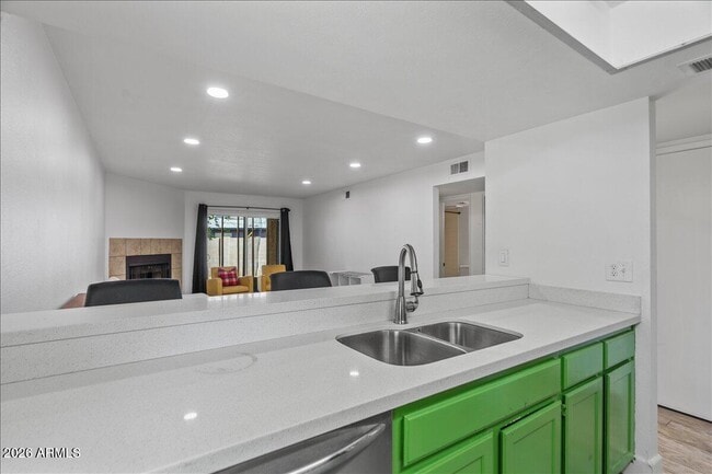 Building Photo - 2515 N 52nd St