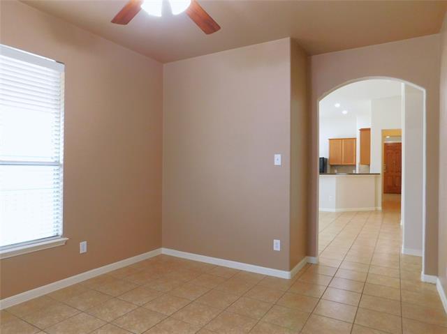 Building Photo - 717 Partridge Dr