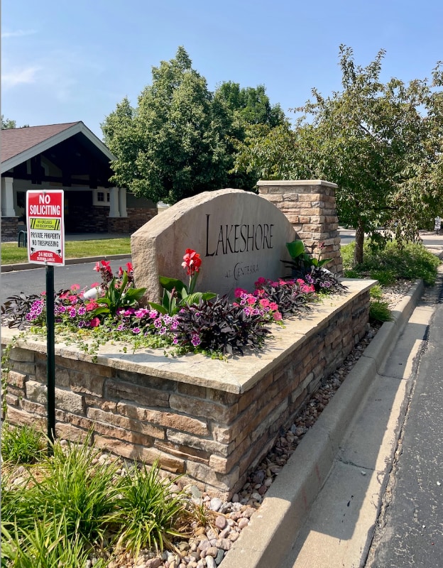 Building Photo - 4785 Hahns Peak Dr