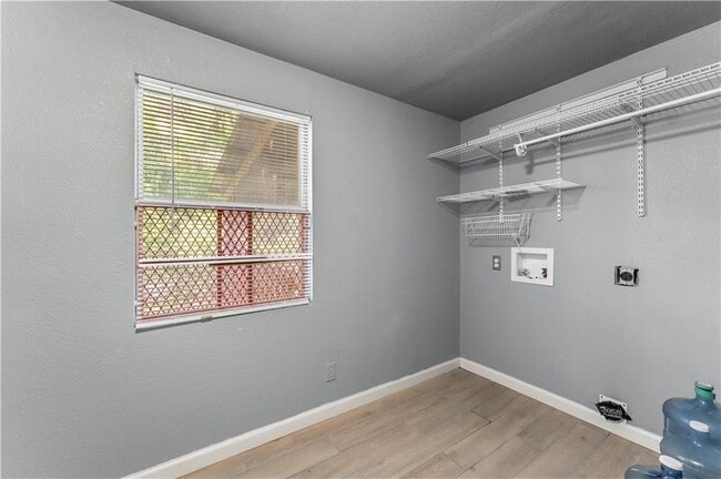 Building Photo - 16755 Leisure Loop