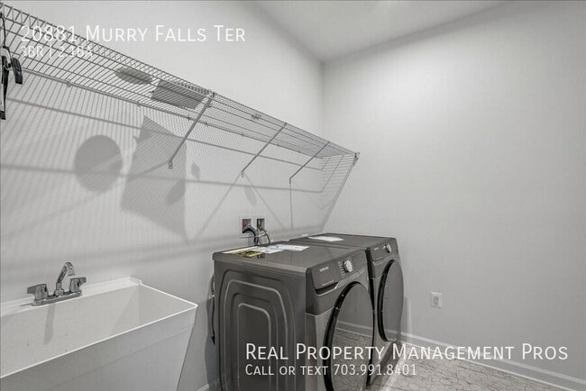 Building Photo - 20881 Murry Falls Ter