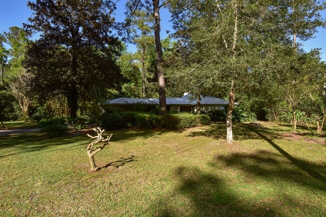 Building Photo - 3309 NW 3rd St