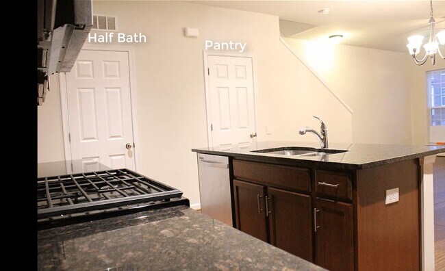 Building Photo - 42773 Keiller Terrace