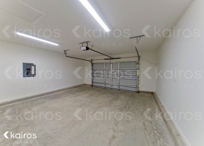 Building Photo - 11425 Camden Ct Cir