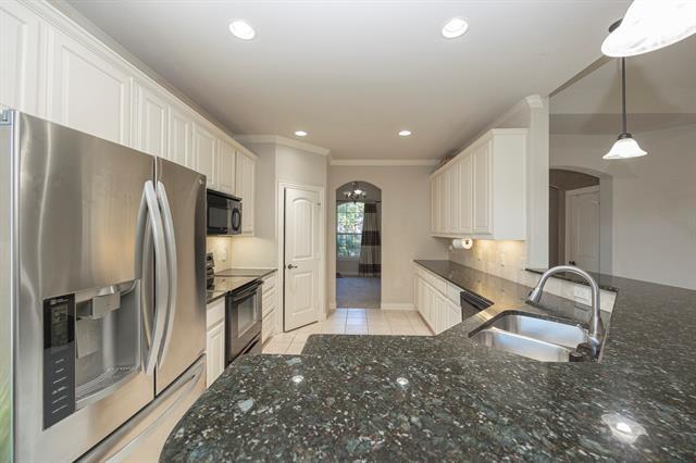 Building Photo - 2711 Sugar Maple Dr