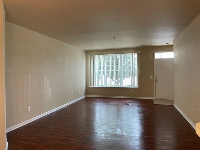 Building Photo - 8429 Towne Center Cir