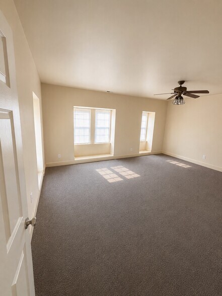 Building Photo - 420 W Chelten Ave