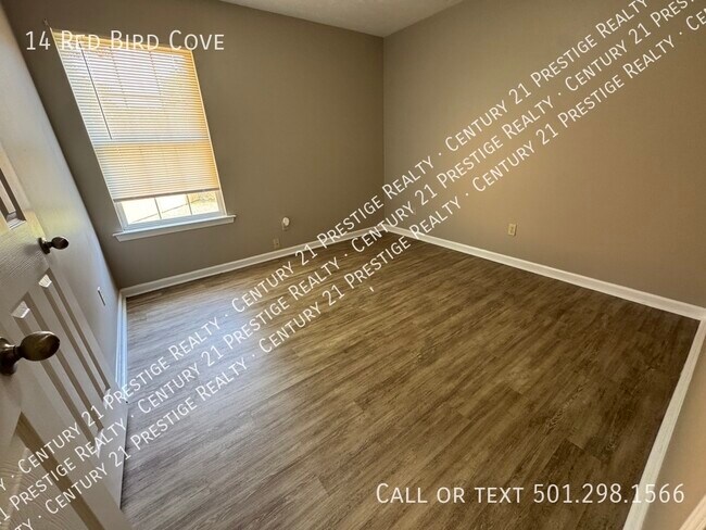 Building Photo - 14 Red Bird Cove