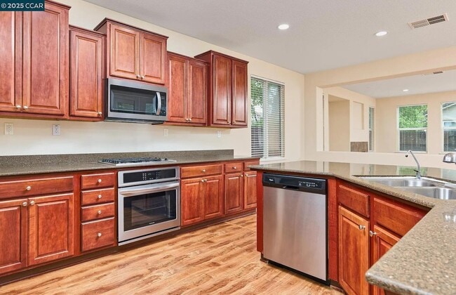 Building Photo - 4874 Snowy Egret Way