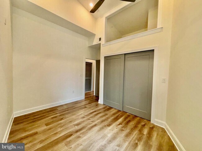 Building Photo - 6601 Ridge Ave